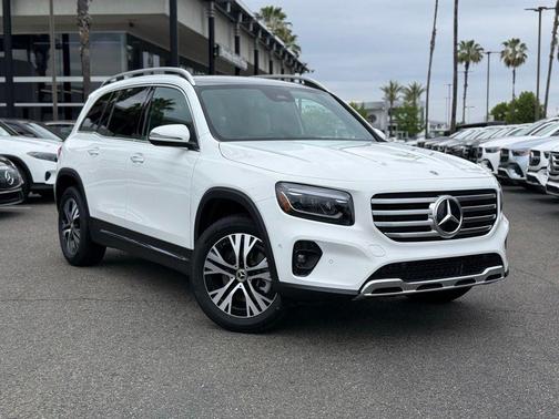 Polar White 2026 Mercedes-Benz GLB 250 Base
