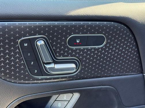 2026 Mercedes-Benz GLB 250 Base