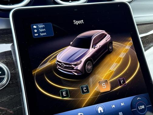 2026 Mercedes-Benz GLC 300 Base