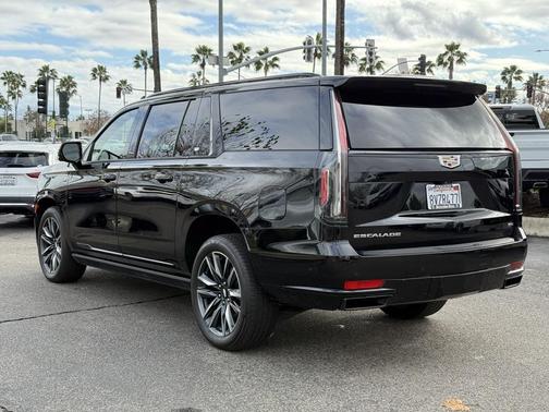 2021 Cadillac Escalade ESV Sport