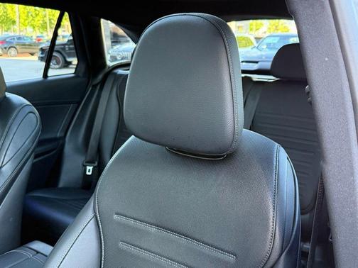 Graphite Grey Metallic 2026 Mercedes-Benz GLC 350e Base