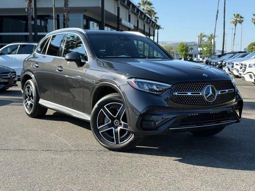 Graphite Grey Metallic 2026 Mercedes-Benz GLC 350e Base