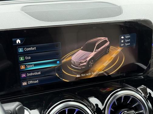 2026 Mercedes-Benz GLB 250 4MATIC