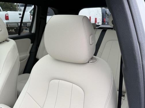 2026 Mercedes-Benz GLB 250 4MATIC