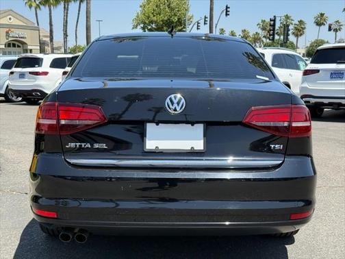 2017 Volkswagen Jetta 1.8T SEL