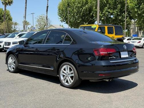 2017 Volkswagen Jetta 1.8T SEL