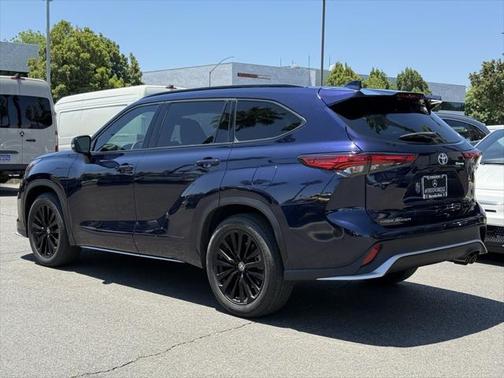 2023 Toyota Highlander XSE