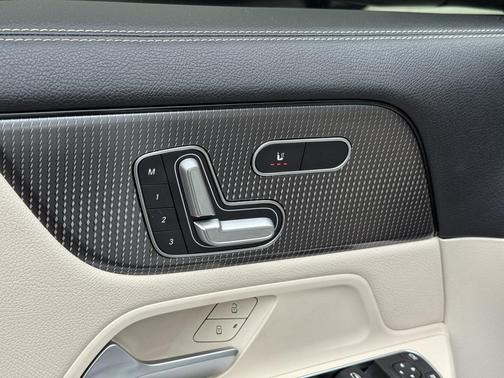 2021 Mercedes-Benz GLA 250 Base 4MATIC