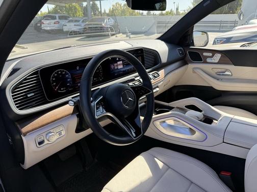 2025 Mercedes-Benz GLE 450e 4MATIC