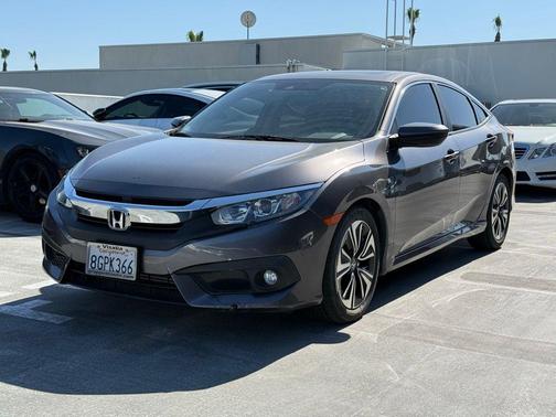 Modern Steel Metallic 2018 Honda Civic EX-T