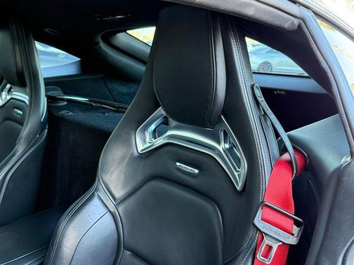 2016 Mercedes-Benz AMG GT S