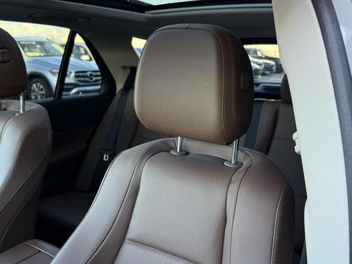 2025 Mercedes-Benz GLE 350 Base