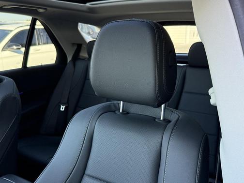 2026 Mercedes-Benz GLE 450e 4MATIC