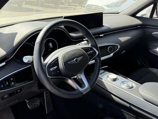 2023 Genesis GV70 2.5T AWD