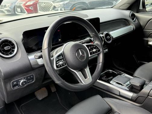 2021 Mercedes-Benz GLB 250 Base