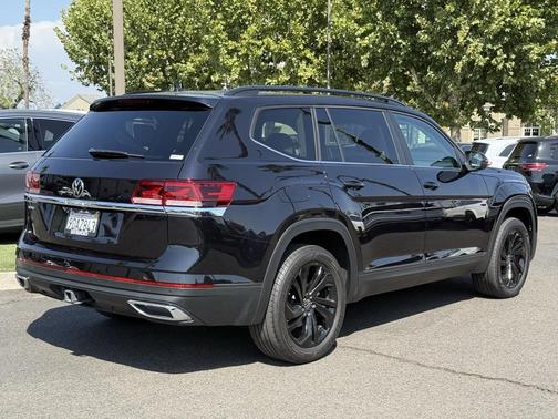 2022 Volkswagen Atlas 3.6L SE w/Technology