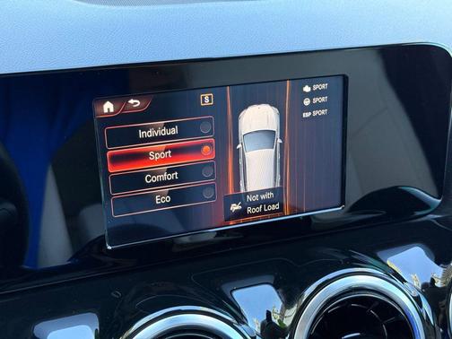 Polar White 2022 Mercedes-Benz GLA 250 Base