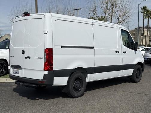 2024 Mercedes-Benz Sprinter 2500 Standard Roof