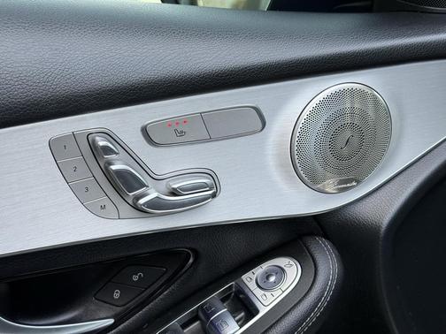 2021 Mercedes-Benz GLC 300 4MATIC