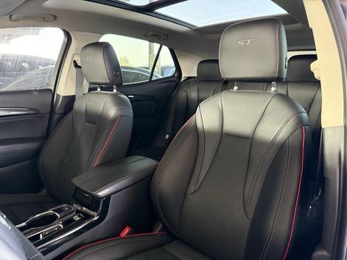 2023 Buick Envision Essence AWD