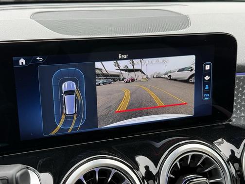 2025 Mercedes-Benz GLB 250 Base