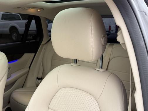 2020 Mercedes-Benz GLC 300 4MATIC