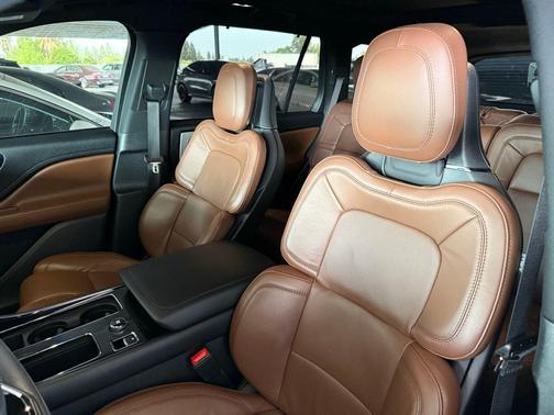 PRISTINE WHITE MET 3C 2023 Lincoln Aviator Reserve AWD