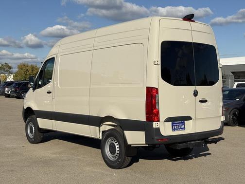 2026 Mercedes-Benz Sprinter 2500 Standard Roof