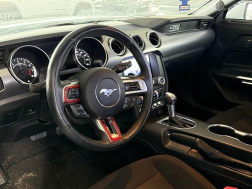 2020 Ford Mustang EcoBoost