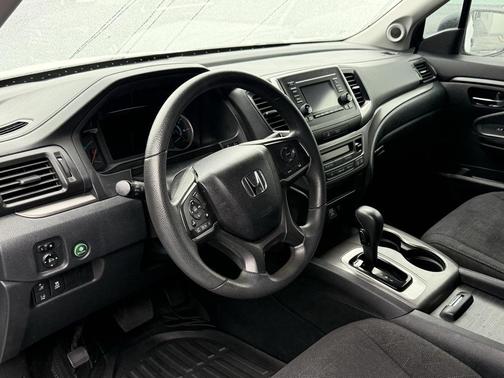 2020 Honda Pilot 2WD LX