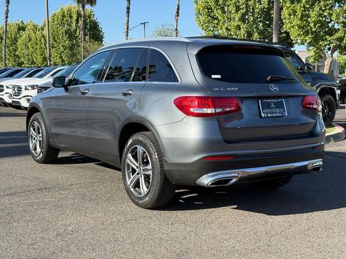Selenite Grey Metallic 2018 Mercedes-Benz GLC 300 Base