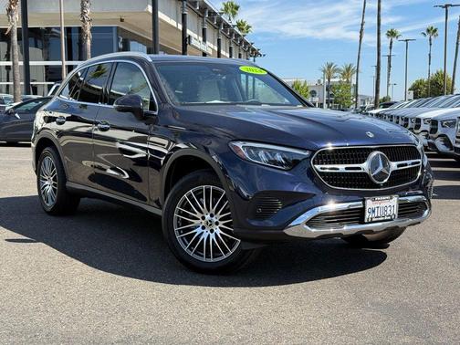 Nautical Blue Metallic 2024 Mercedes-Benz GLC 300 Base