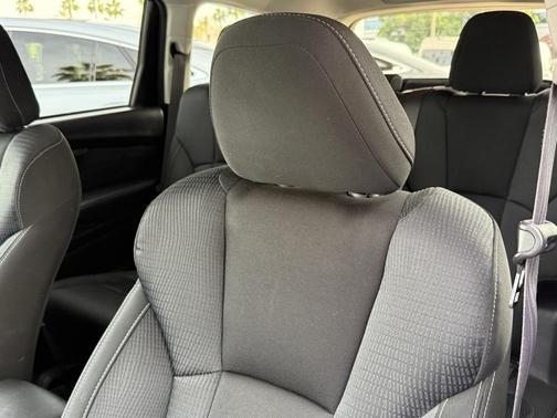 2022 Subaru Ascent Premium 8-Passenger