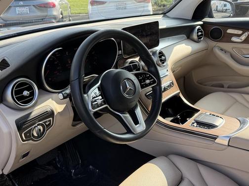 2022 Mercedes-Benz GLC 300 Base