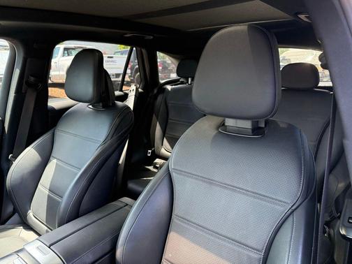 Polar White 2024 Mercedes-Benz GLC 300 4MATIC
