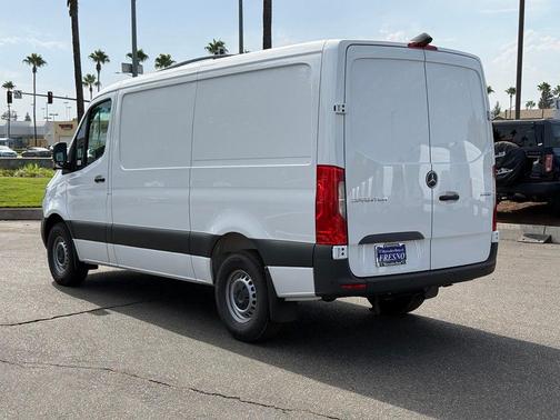 Arctic White 2026 Mercedes-Benz Sprinter 2500 Standard Roof