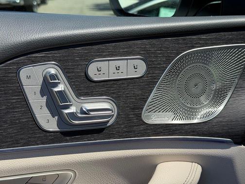 Polar White 2026 Mercedes-Benz GLS 450 4MATIC