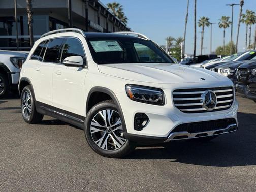 Polar White 2026 Mercedes-Benz GLB 250 Base
