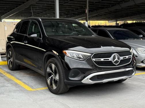 2024 Mercedes-Benz GLC 300 4MATIC