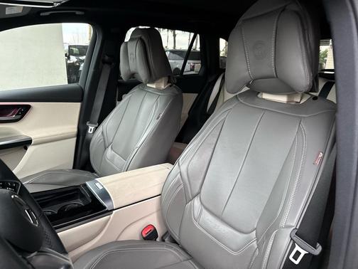 2024 Mercedes-Benz GLC 300 4MATIC