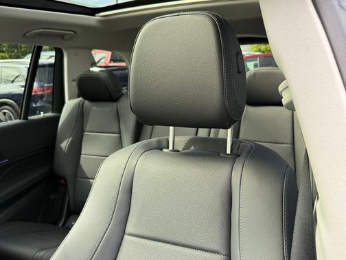Black 2026 Mercedes-Benz GLS 450 4MATIC