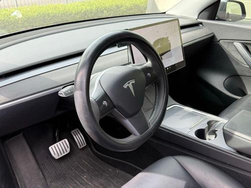Midnight Silver Metallic 2022 Tesla Model Y Performance Dual Motor All-Wheel Drive