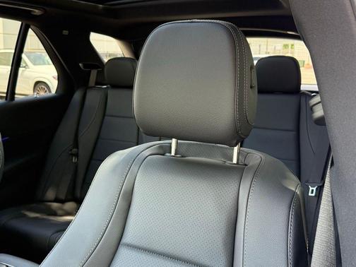 MANUFAKTUR Moonlight White Magno 2026 Mercedes-Benz GLE 450 4MATIC