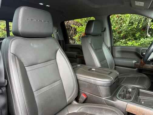 Onyx Black 2022 GMC Sierra 3500 Denali