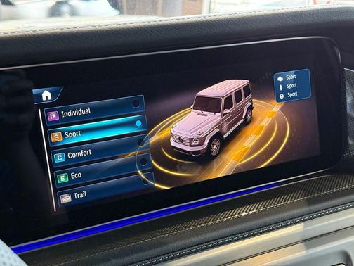 MANUFAKTUR Signature China Blue 2026 Mercedes-Benz G-Class G 550