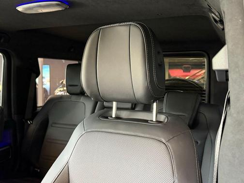MANUFAKTUR Signature China Blue 2026 Mercedes-Benz G-Class G 550