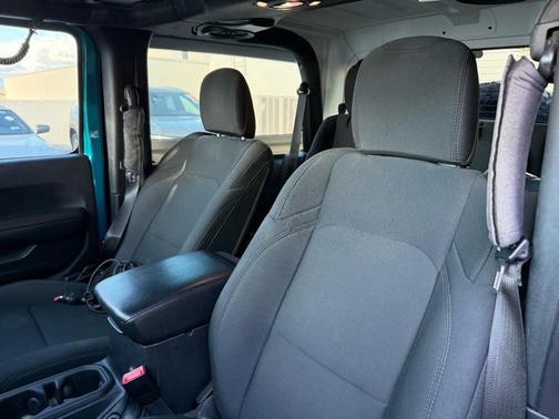 2020 Jeep Wrangler Sport S