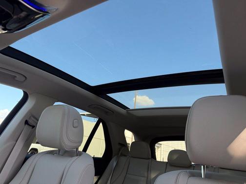 Polar White 2027 Mercedes-Benz GLE 450 4MATIC