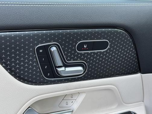 2026 Mercedes-Benz GLA 250 4MATIC