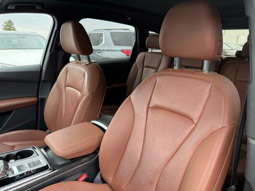 Samurai Gray Metallic 2021 Audi Q7 45 Premium